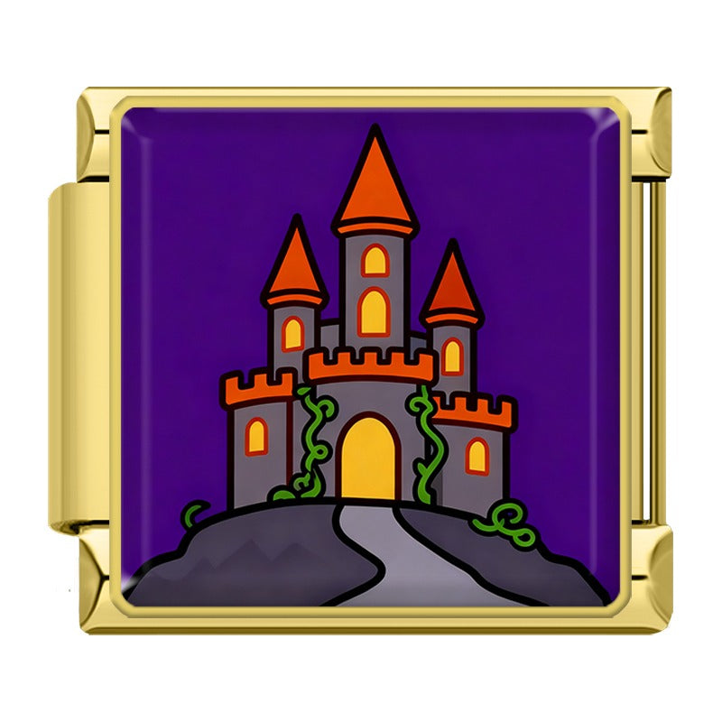 Charm Château Hanté sur Fond Violet — Doré | Lymette