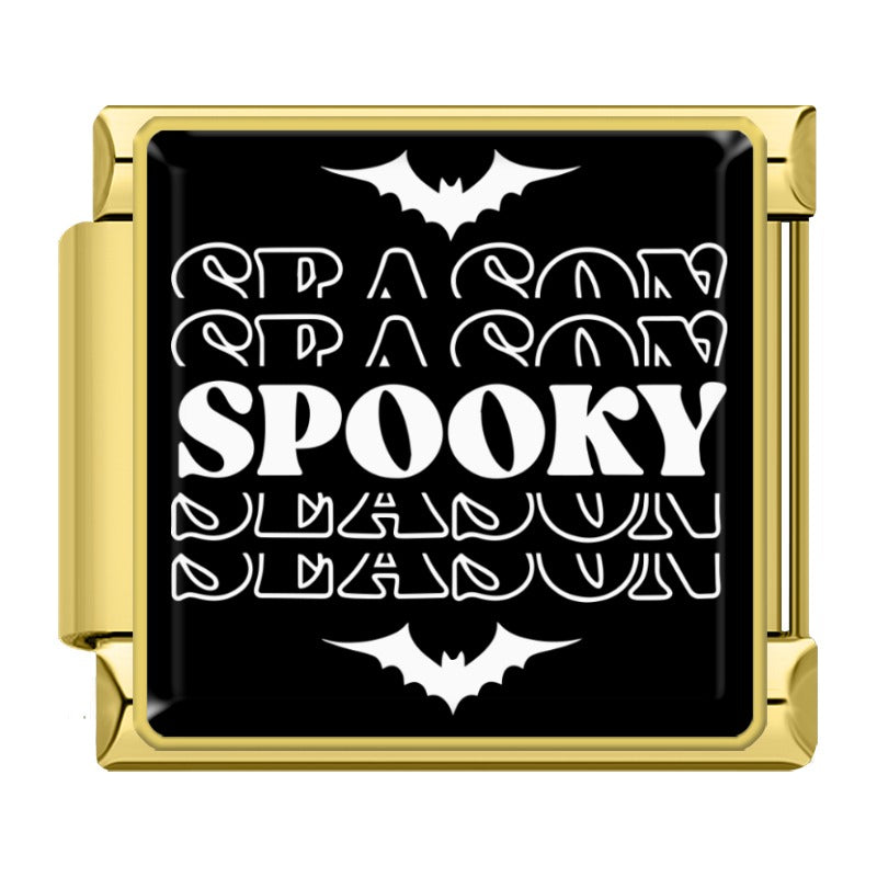 Charm Inscription Spooky sur Noir — Doré | Lymette