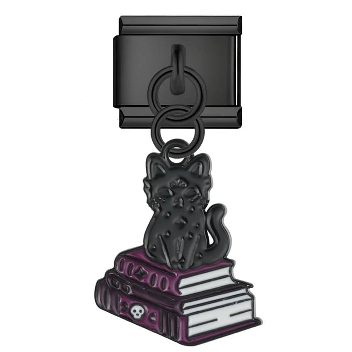 Pendentif Chat Noir sur Livres de Magie | Lymette